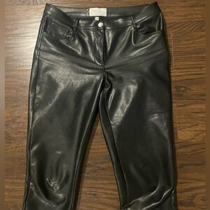 Wilfred the Melina black leather-like pants